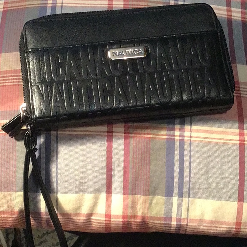 NWOT Double zip around Nautical wallet with silver hardware